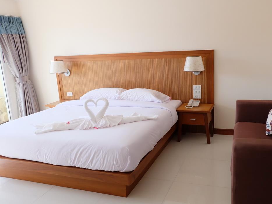 D Hotel Паттайя Экстерьер фото